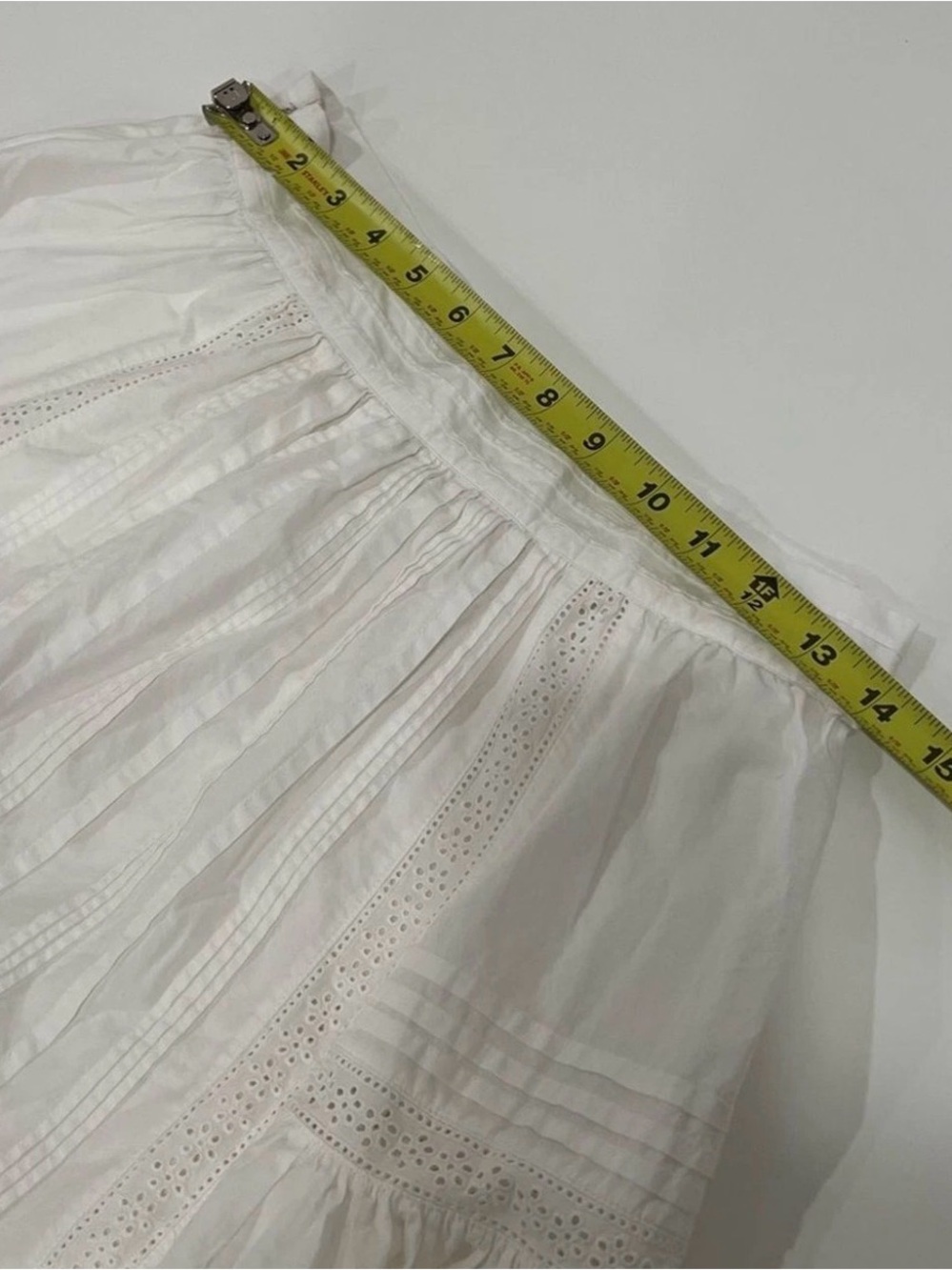 DOEN SABINA SKIRT ORGANIC COTTON IN POWDER WHITE- SIZE M/WAIST = 14.5 “ - Picture 7 of 12